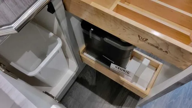 Slide: The Image of Formula 380 Super Sport Crossover 2025 - 11