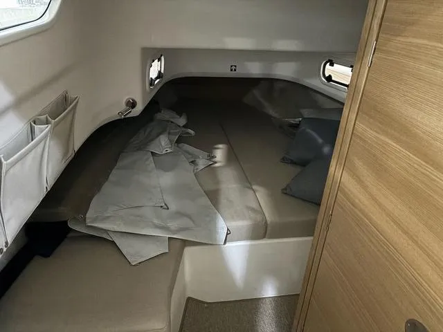 Slide: The Image of Nimbus Commuter C9 2025 - 8