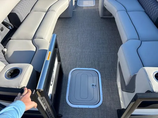 Slide: The Image of Barletta L25UC 2025 - 3