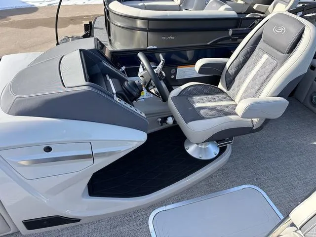 Slide: The Image of Barletta L25UE 2025 - 7