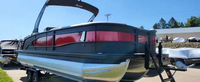 Slide: The Image of Barletta Lusso L25QSS 2024 - 3