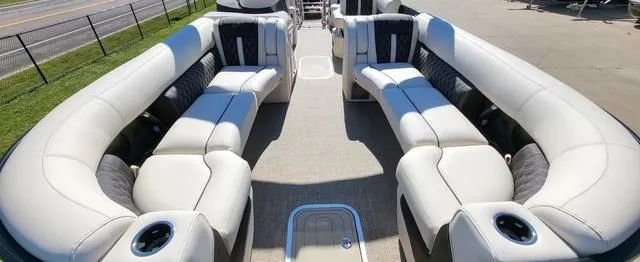 Slide: The Image of Barletta Lusso L25QSS 2024 - 5