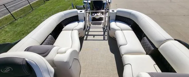 Slide: The Image of Barletta Lusso L25QSS 2024 - 7