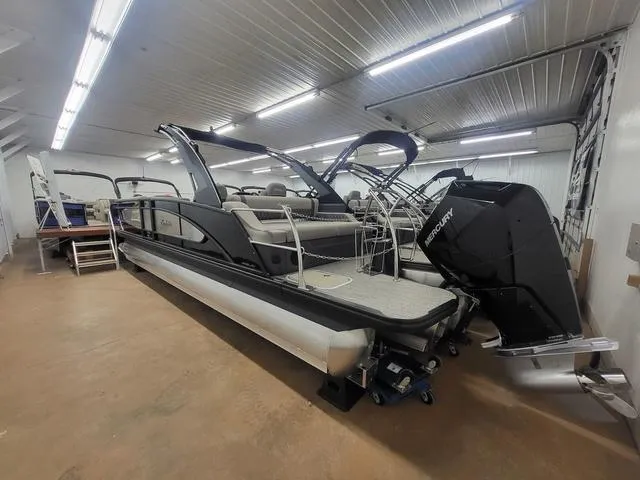 Slide: The Image of Barletta Lusso L25UCA 2024 - 2