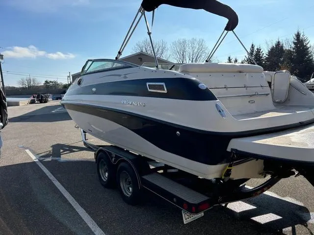 Slide: The Image of Crownline Boats 239 DB 2002 - 3