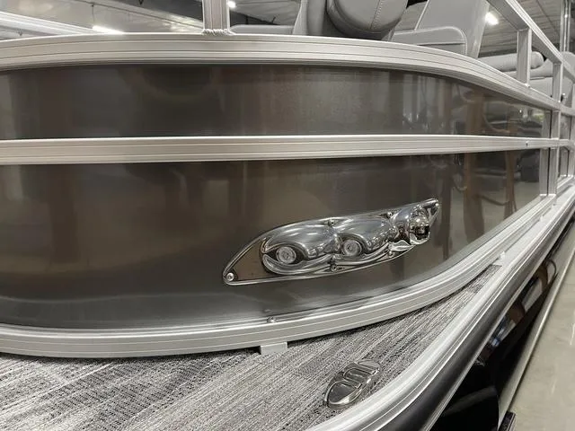 Slide: The Image of 2025 Ranger 220FC boat detail with sleek metallic finish and modern design elements. - 6