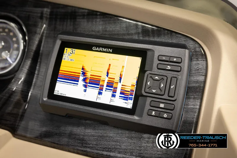 Slide: The Image of Garmin fishfinder display on 2024 Tahoe 2185 LTZ QL boat dashboard. - 40