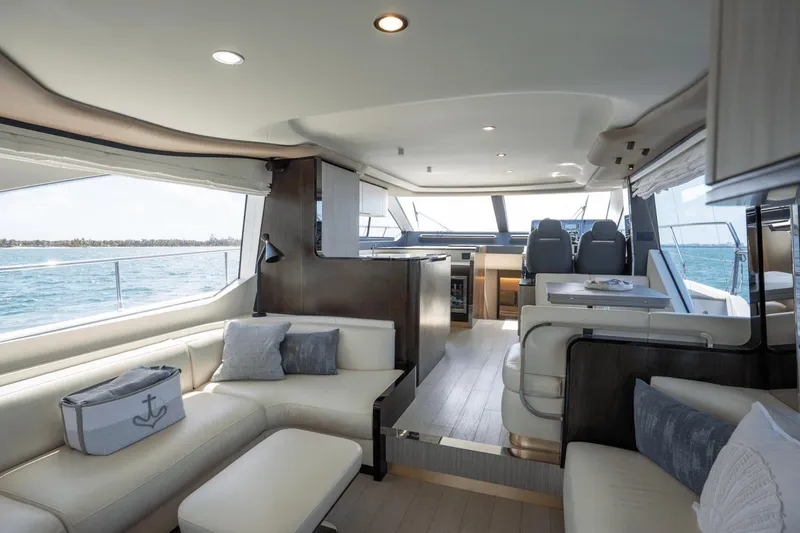 Slide: The Image of Azimut Fly 60 2019 - 69