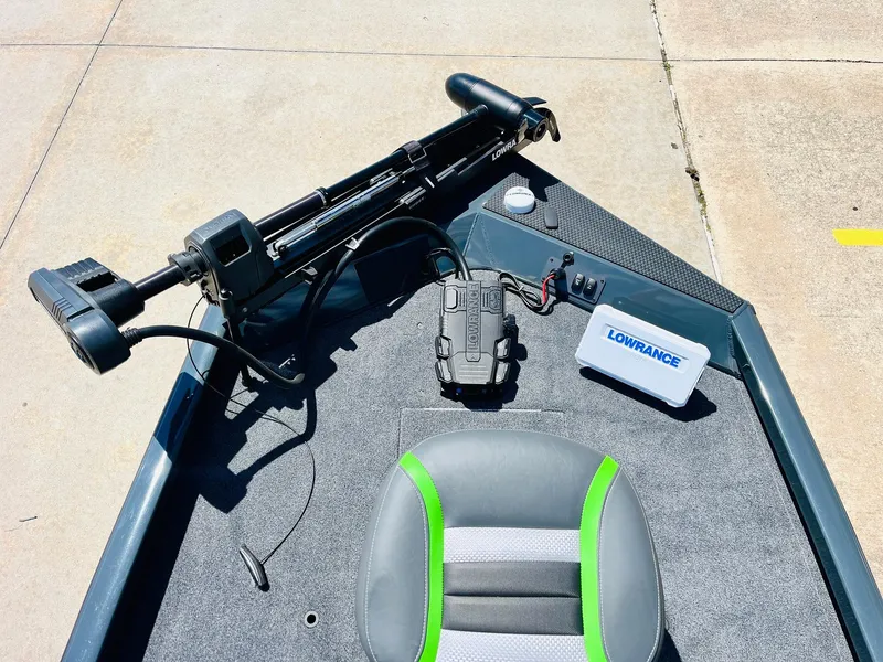 Slide: The Image of 2025 Ranger RT188C boat deck with Lowrance device and trolling motor. - 16