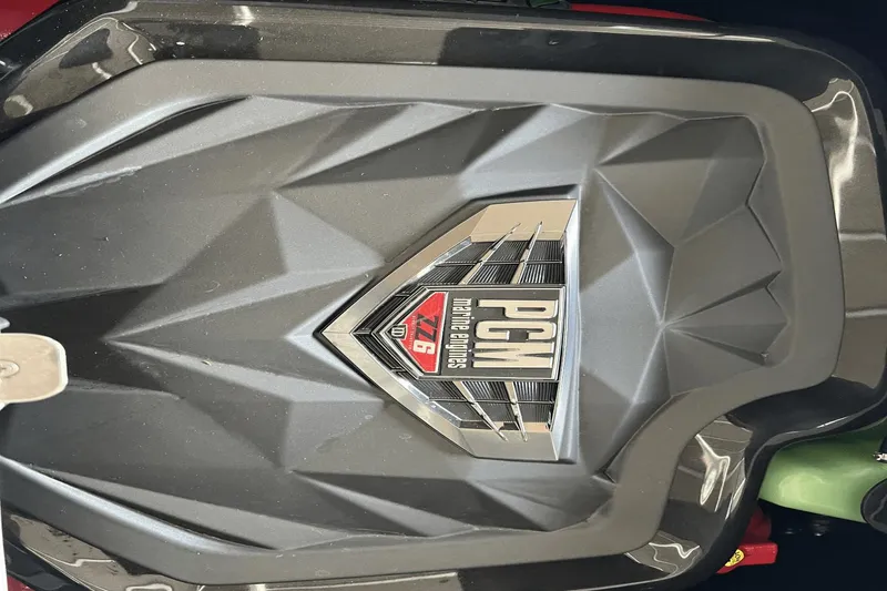 Slide: The Image of Nautique Super Air Nautique G23 2022 - 22