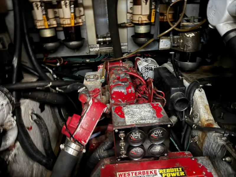 Slide: The Image of Sea Ray 440 Express Bridge 1995 - 29