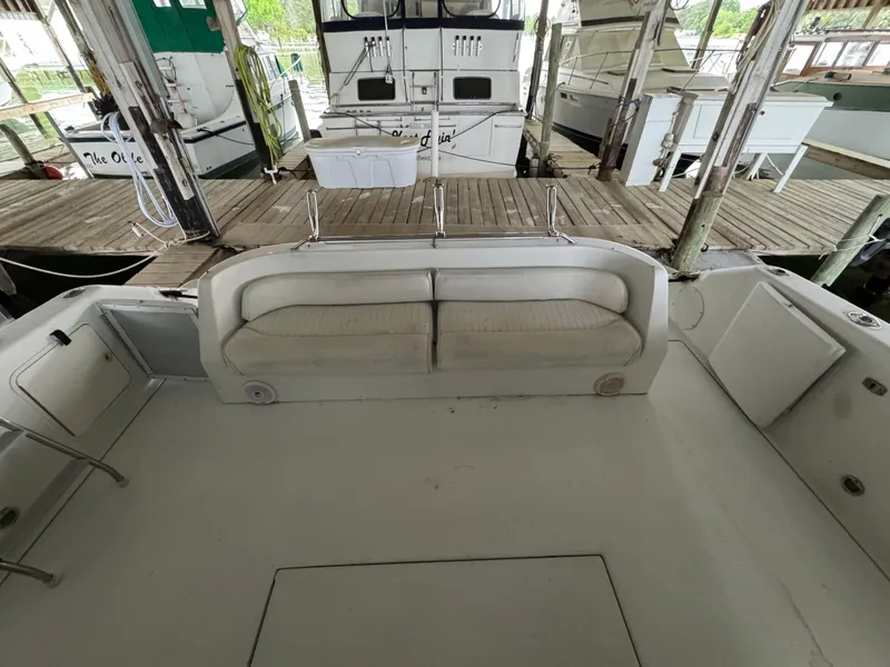 Slide: The Image of Sea Ray 440 Express Bridge 1995 - 4