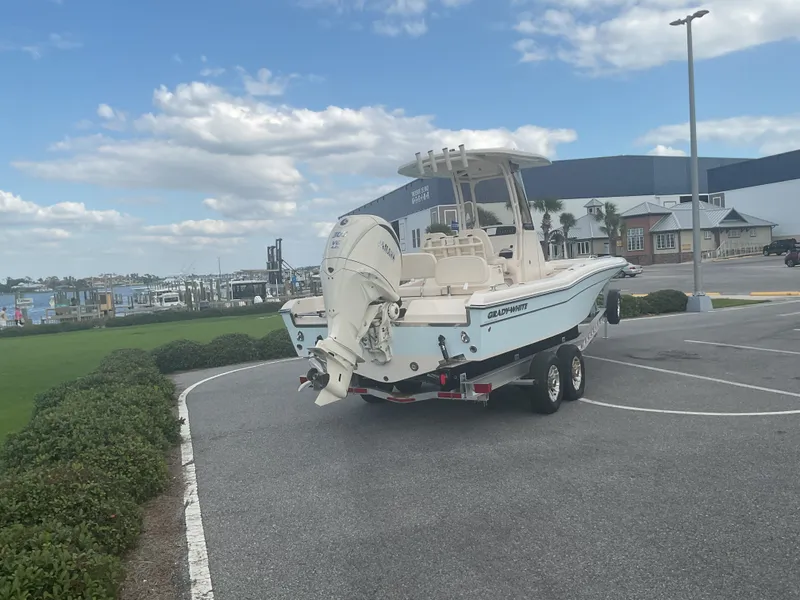 Slide: The Image of Grady-White 251 Coastal Explorer 2026 - 22