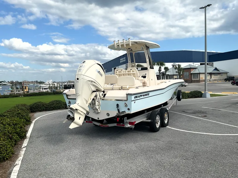 Slide: The Image of Grady-White 251 Coastal Explorer 2026 - 6