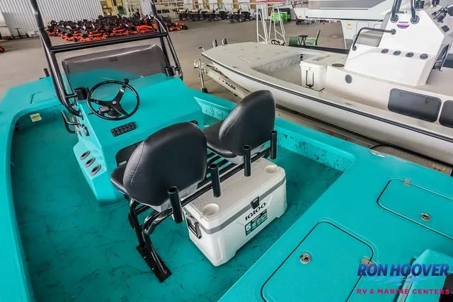 Slide: The Image of Majek 226 Illusion 2025 - 10