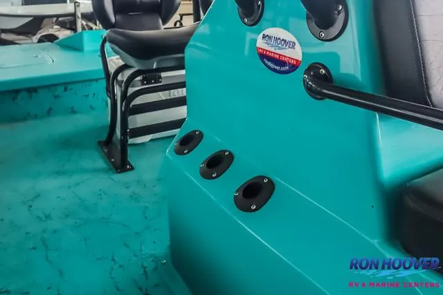 Slide: The Image of Majek 226 Illusion 2025 - 14