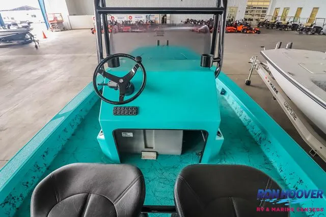 Slide: The Image of Majek 226 Illusion 2025 - 16