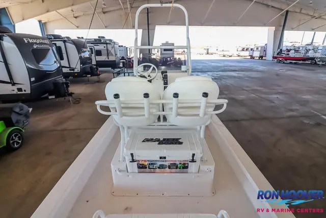 Slide: The Image of Majek M2 ILLUSION 2025 - 10