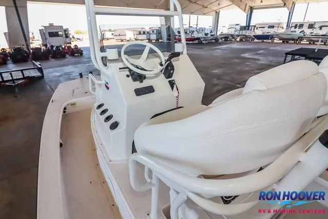 Slide: The Image of Majek M2 ILLUSION 2025 - 14