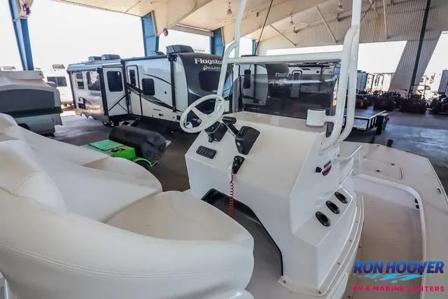 Slide: The Image of Majek M2 ILLUSION 2025 - 15