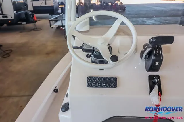 Slide: The Image of Majek M2 ILLUSION 2025 - 16