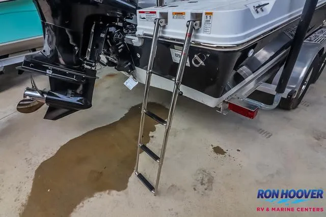 Slide: The Image of Hurricane FunDeck 2260 REF 2025 - 25