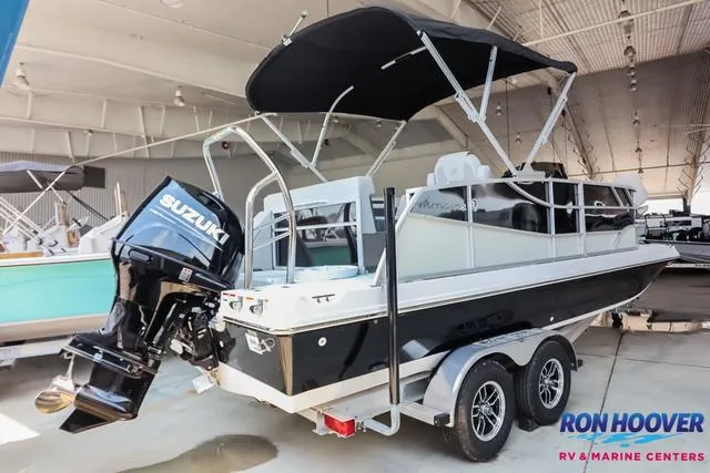 Slide: The Image of Hurricane FunDeck 2260 REF 2025 - 6