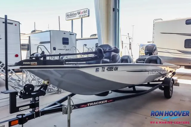 Slide: The Image of 2021 Tracker Pro Team 190 TX TE boat on trailer at Ron Hoover RV & Marine Centers. - 3