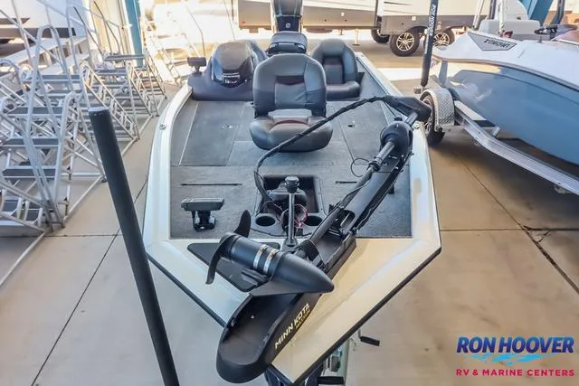 Slide: The Image of 2021 Tracker Pro Team 190 TX TE fishing boat at Ron Hoover RV & Marine Centers. - 7