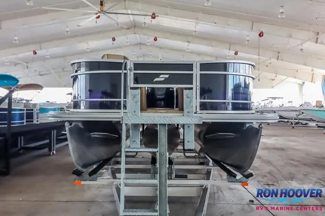 Slide: The Image of Starcraft EX 20 FD4 2025 - 3