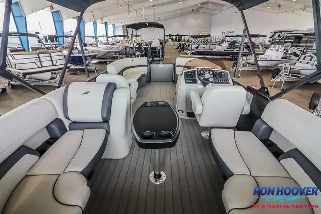 Slide: The Image of Starcraft EXS 1 2025 - 10