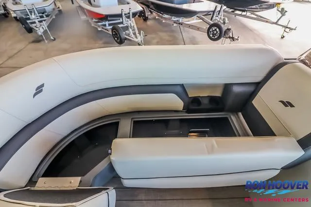 Slide: The Image of Starcraft EXS 1 2025 - 14