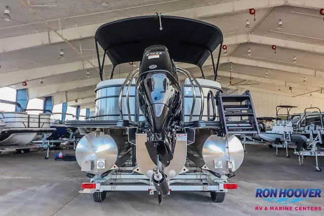 Slide: The Image of Starcraft EXS 1 2025 - 6