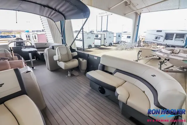 Slide: The Image of Starcraft EXS 1 2025 - 9