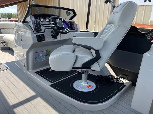 Slide: The Image of Starcraft RX25QDH 2025 - 15