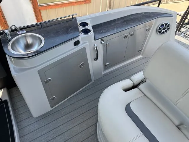 Slide: The Image of Starcraft RX25QDH 2025 - 19