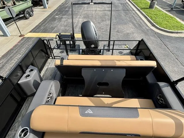 Slide: The Image of Viaggio X22S / DF200ATXSS/ IN STOCK NOW! 2025 - 25