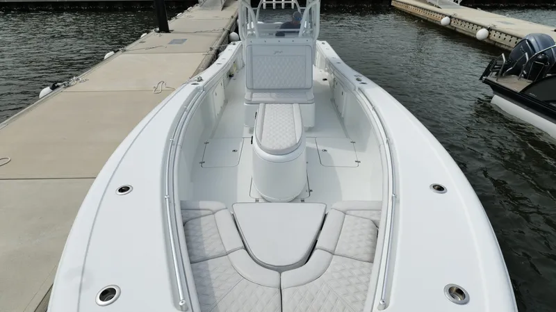 Slide: The Image of Yellowfin 36 Offshore 2017 - 51