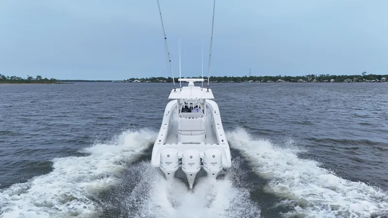 Slide: The Image of Yellowfin 36 Offshore 2017 - 59