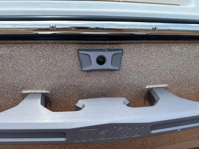 Slide: The Image of Malibu Wakesetter 23 LSV 2025 - 22