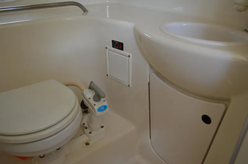 Slide: The Image of Bayliner 2655 Ciera 2001 - 54