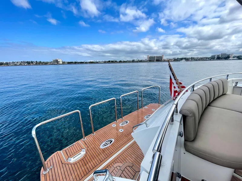 Slide: The Image of Marquis 59 2004 - 25