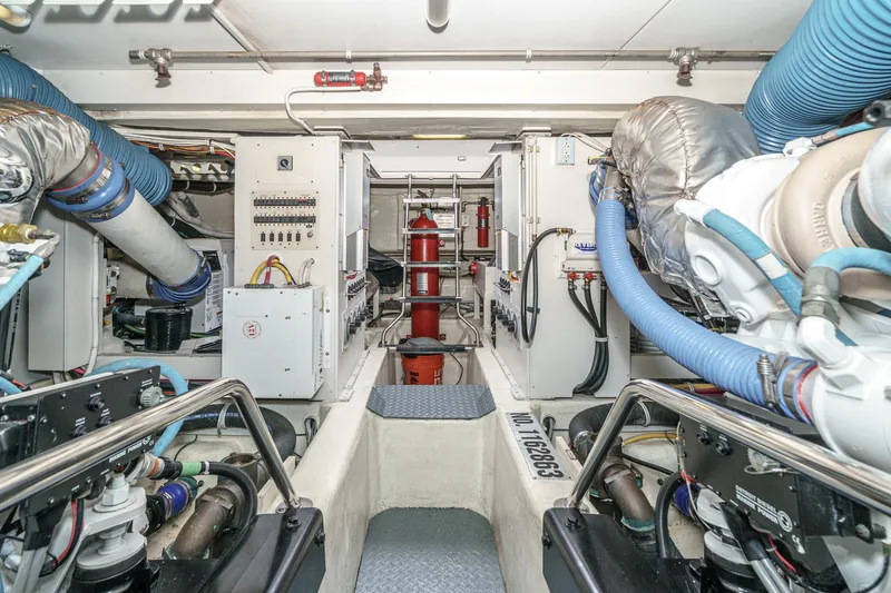 Slide: The Image of Marquis 59 2004 - 62