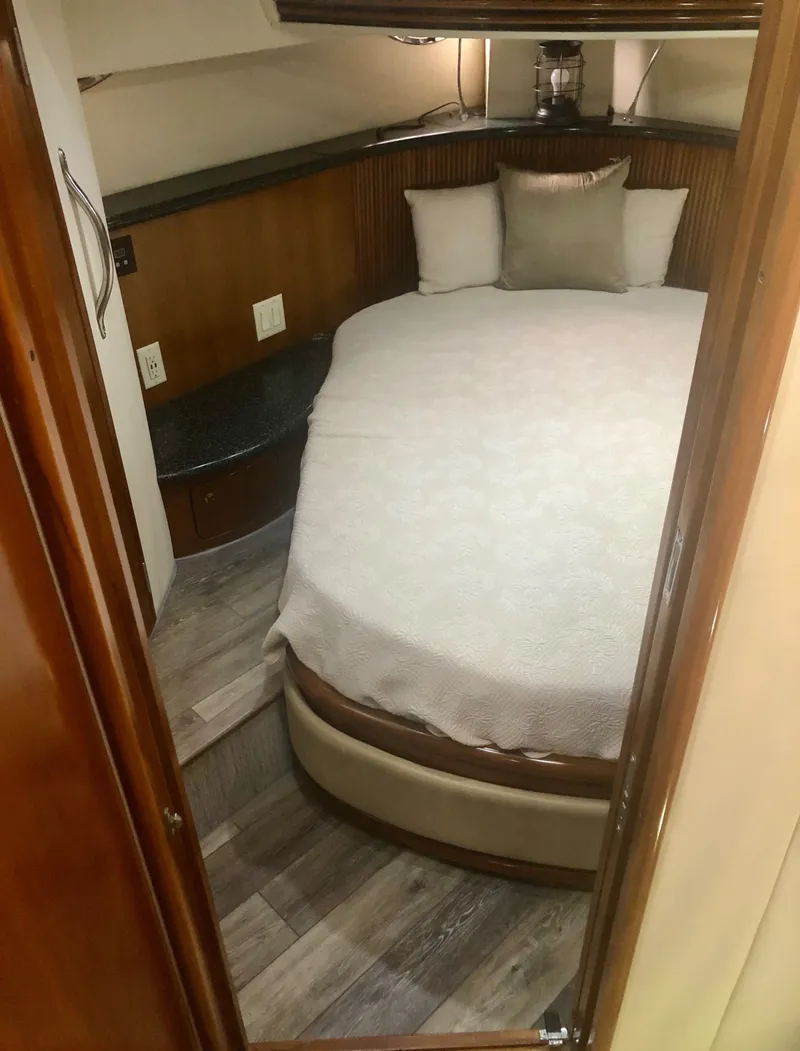 Slide: The Image of Carver 450 Voyager Pilothouse 2000 - 56