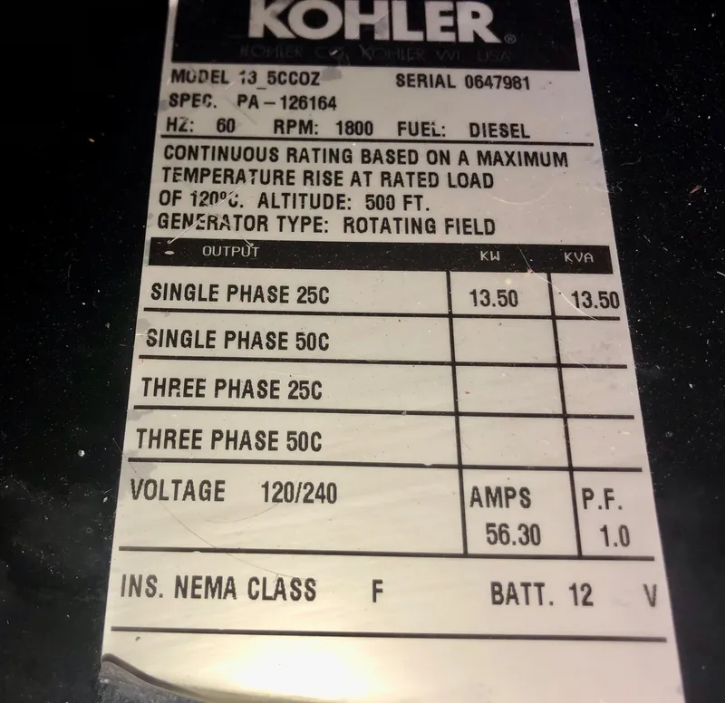 Slide: The Image of Carver 450 Voyager Pilothouse 2000 - 77