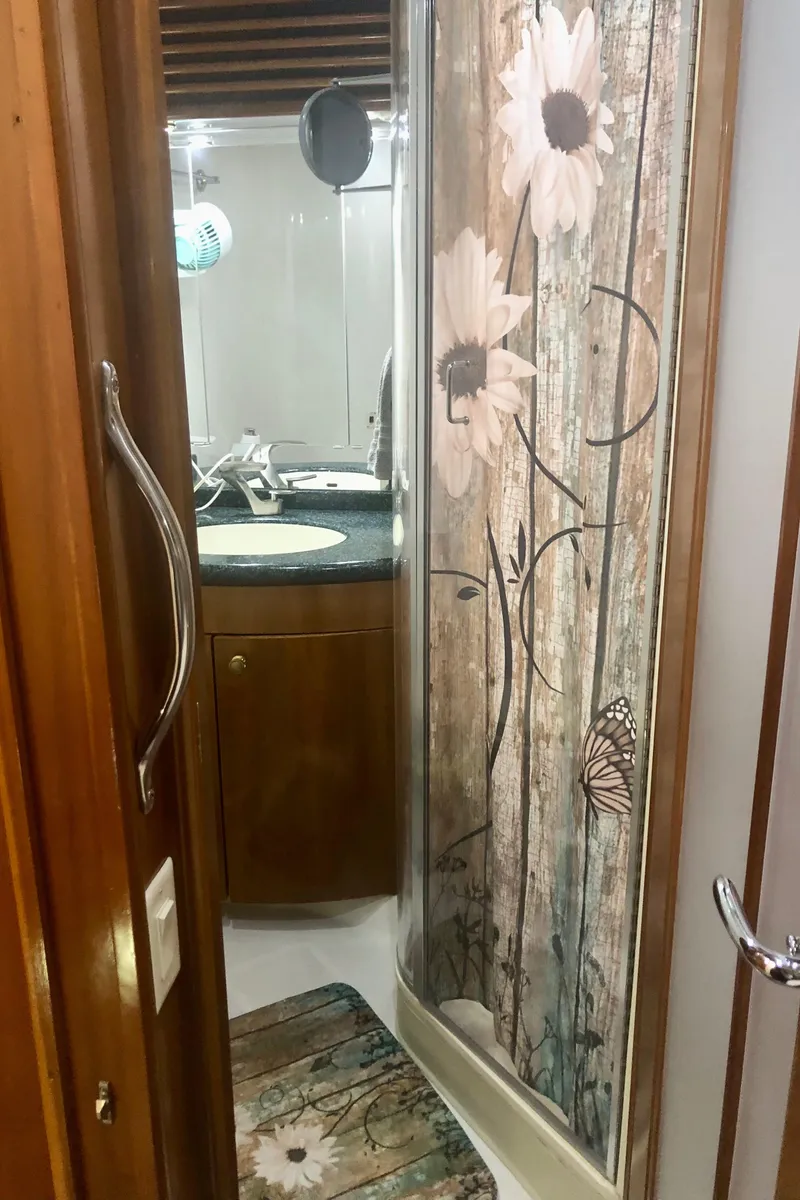 Slide: The Image of Carver Yachts 450 Voyager Pilothouse 2000 - 63