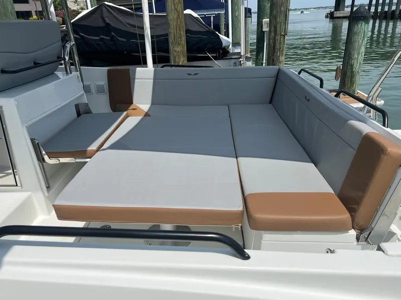 Slide: The Image of 2024 Beneteau 29' Flyer 9 SUNdeck with spacious seating and sunbathing area. - 16