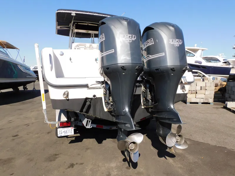 Slide: The Image of Grady-White Bimini 306 2002 - 12