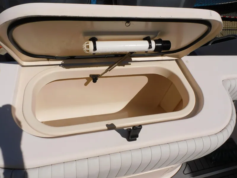 Slide: The Image of Grady-White Bimini 306 2002 - 25