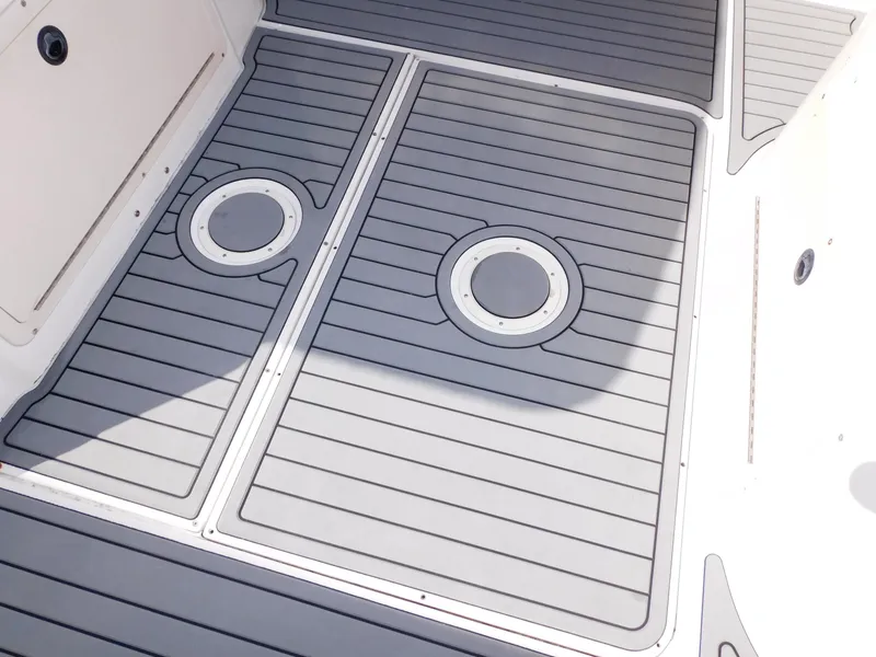 Slide: The Image of Grady-White Bimini 306 2002 - 34